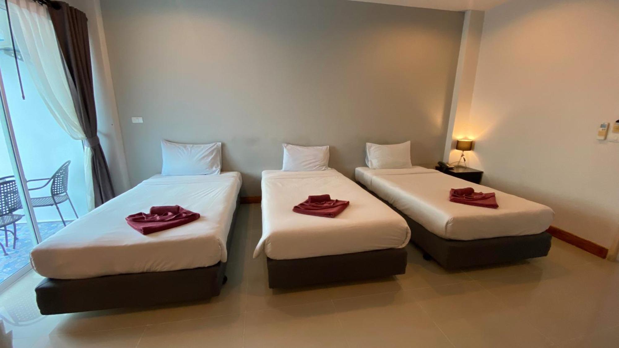 Hotel Karon Sea Side Exterior foto